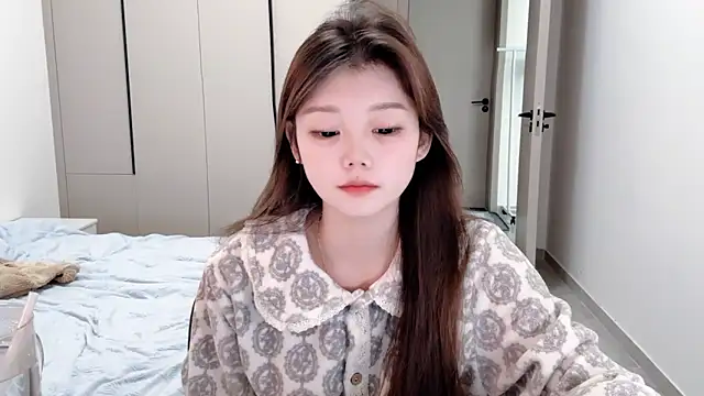 yangyang-1115 online show from 10/22/25, 05:07