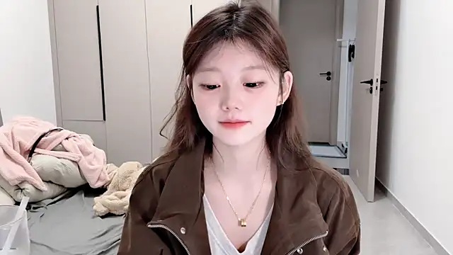 yangyang-1115 online show from 10/11/25, 05:30