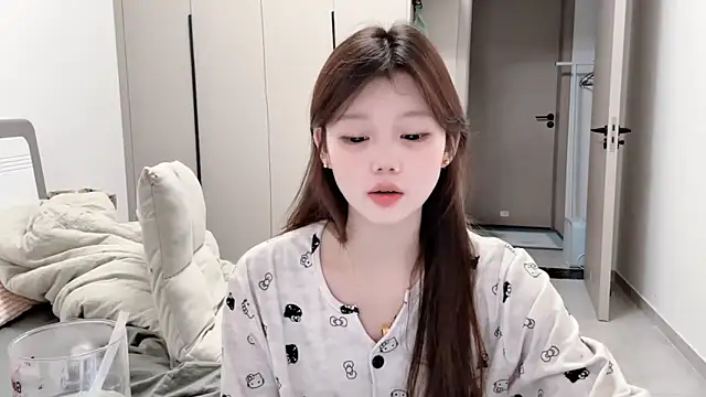 yangyang-1115 online show from 10/01/25, 04:50