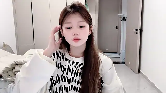 yangyang-1115 online show from 10/02/25, 05:33