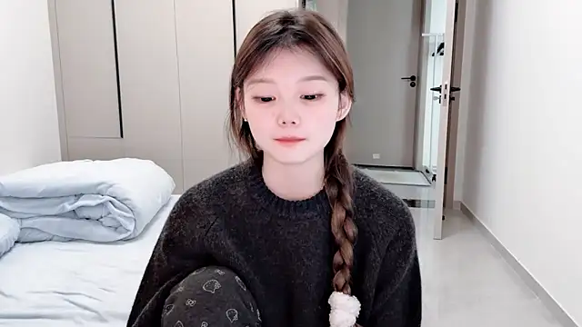 yangyang-1115 online show from 11/02/25, 04:28