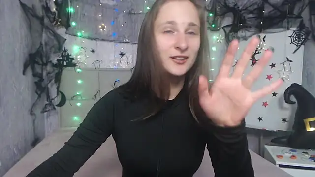 MichelLeee online show from 10/17/25, 11:12