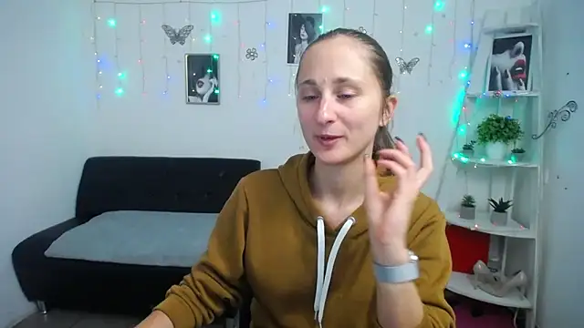 MichelLeee online show from 09/26/25, 11:17