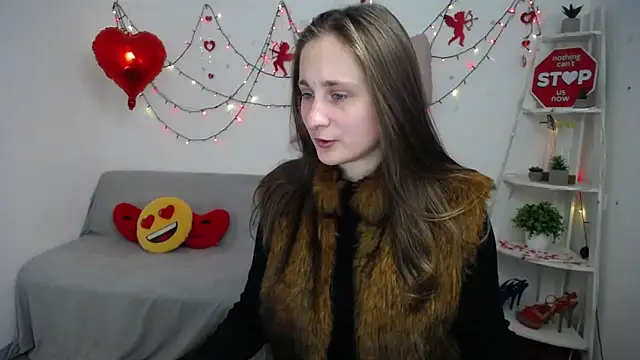 Snapshot of MichelLeee chatting on 02/05/26, 02:02 MichelLeee online show from 02/05/26, 02:02
