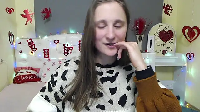 Snapshot of MichelLeee chatting on 02/16/26, 01:10 MichelLeee online show from 02/16/26, 01:10