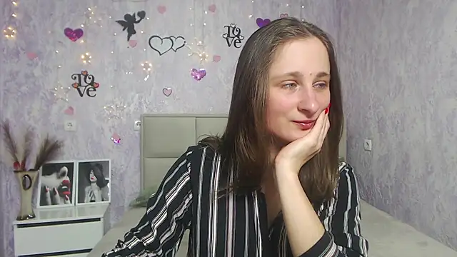 MichelLeee online show from 03/11/25, 12:28