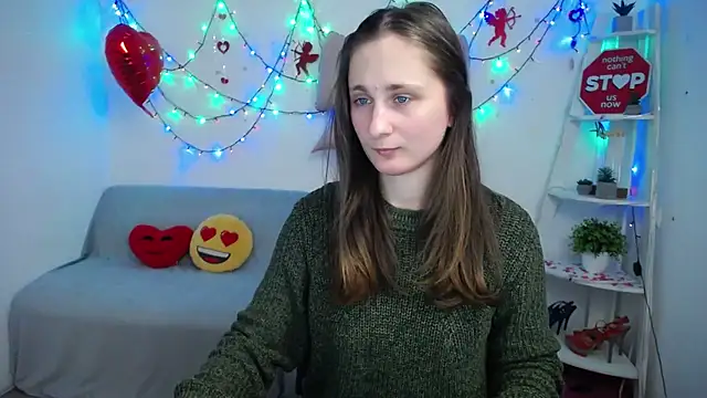 Snapshot of MichelLeee chatting on 02/17/26, 01:41 MichelLeee online show from 02/17/26, 01:41