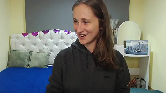 MichelLeee online show from 09/18/25, 11:13