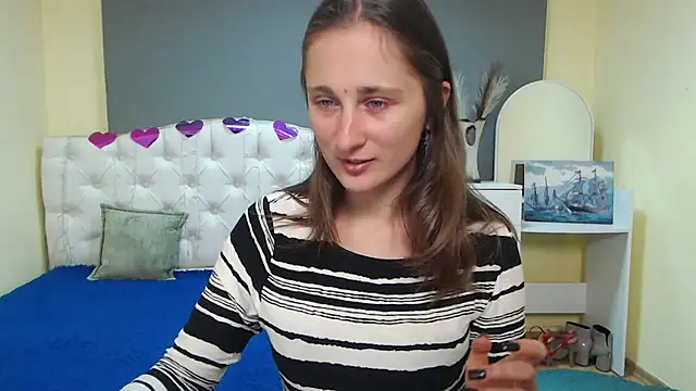 MichelLeee online show from 10/09/25, 11:11