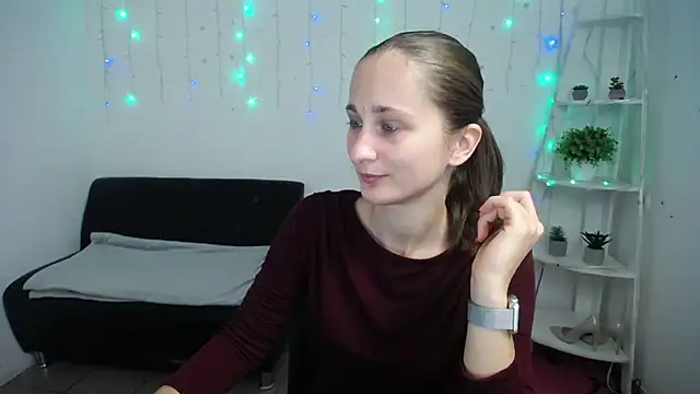 MichelLeee online show from 11/06/25, 12:09