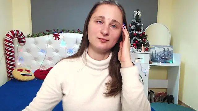 MichelLeee online show from 12/17/25, 12:21