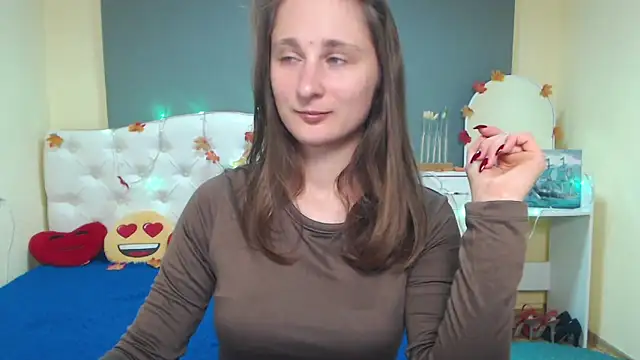 MichelLeee online show from 11/18/25, 12:30