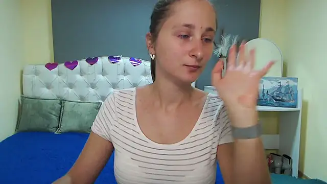 MichelLeee online show from 09/16/25, 11:22