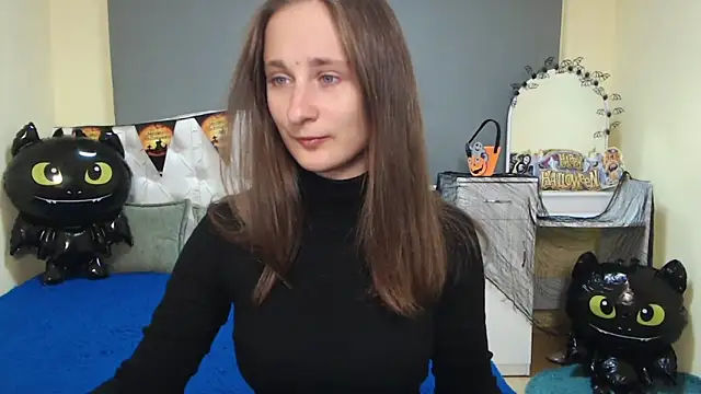 MichelLeee online show from 10/22/25, 11:09