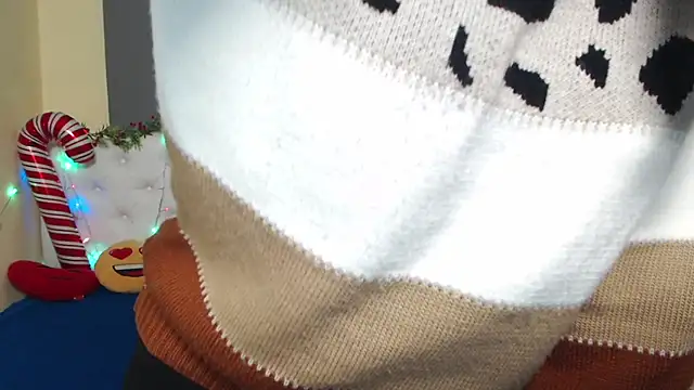 MichelLeee online show from 12/15/25, 12:22