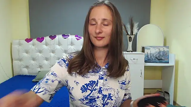 MichelLeee online show from 09/23/25, 11:17