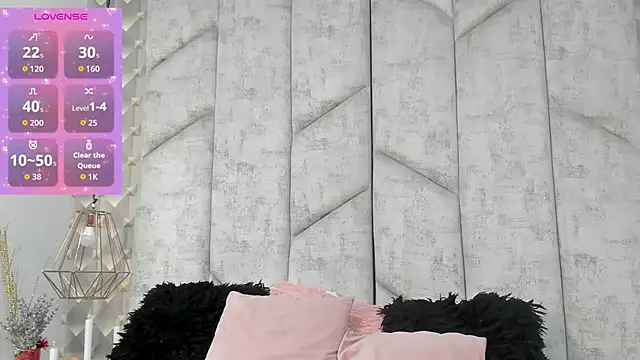 AshleyHill2 online show from 12/19/25, 03:32