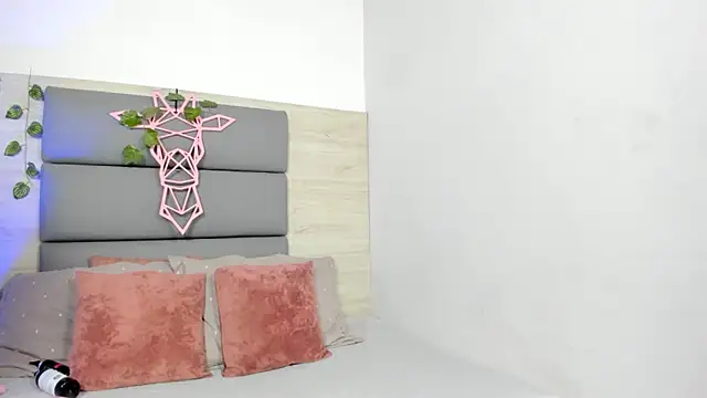 AshleyHill2 online show from 11/10/25, 03:44