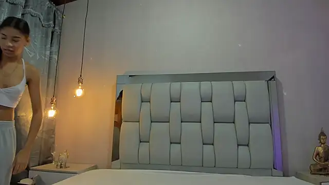 AshleyHill2 online show from 10/18/25, 03:52