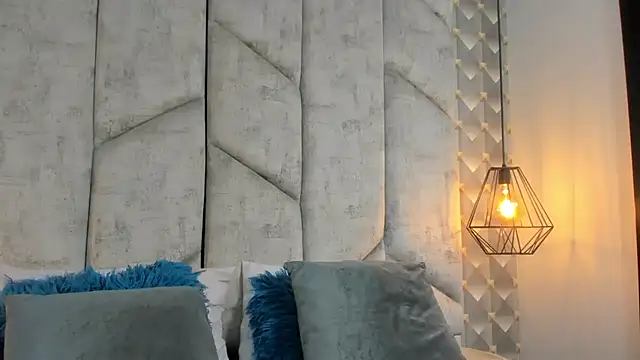 AshleyHill2 online show from 04/07/26, 02:02