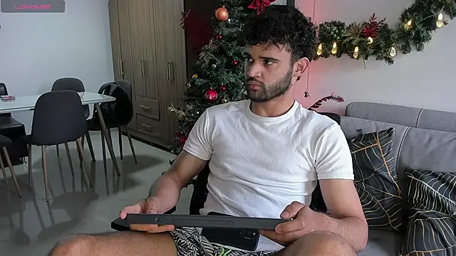 andrewChris  online show from 12/11/24, 03:15