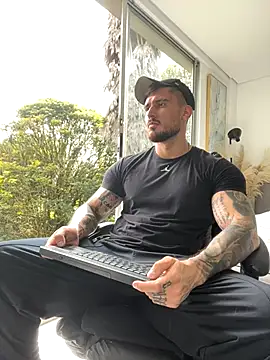 DimitriSullivan  online show from 12/22/25, 07:47