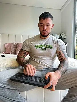 DimitriSullivan  online show from 03/23/26, 01:11