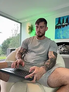 DimitriSullivan  online show from 11/19/25, 05:46