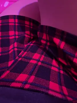 Velyn 18 online show from 11/15/25, 12:09