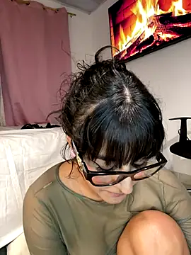 Lady Rey online show from 11/28/25, 12:11