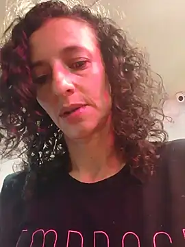 Snapshot of AriannaRussell_ chatting on 06/26/26, 01:17 AriannaRussell online show from 06/26/26, 01:17