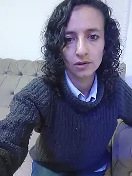 Snapshot of AriannaRussell_ chatting on 06/19/26, 12:44 AriannaRussell online show from 06/19/26, 12:44