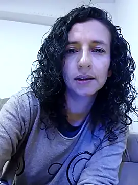 Snapshot of AriannaRussell_ chatting on 06/18/26, 12:43 AriannaRussell online show from 06/18/26, 12:43