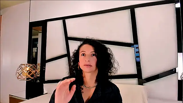 AriannaRussell  online show from 04/20/26, 03:35