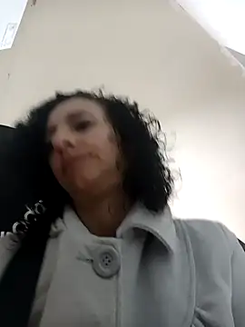AriannaRussell  online show from 04/27/26, 12:36