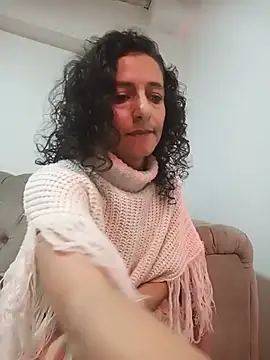 AriannaRussell  online show from 05/25/26, 02:49