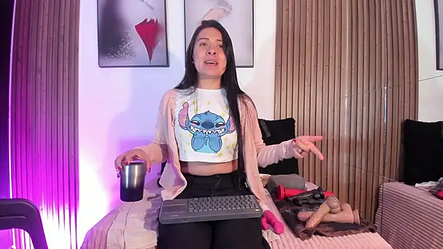 Ella Rousse online show from 02/13/26, 12:49