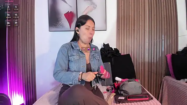 Ella Rousse online show from 09/27/25, 12:33