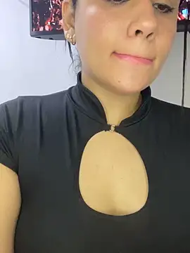 Leyna Kenet online show from 03/07/26, 09:53