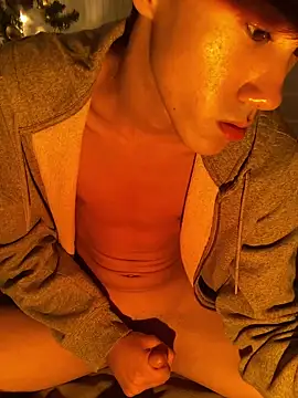 Snapshot of Linc0ln_dykes chatting on 12/15/24, 06:40 Linc0ln dykes online show from 12/15/24, 06:40