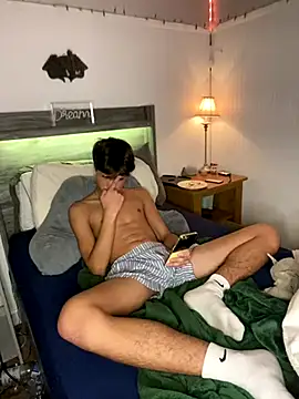 Snapshot of Linc0ln_dykes chatting on 12/08/24, 04:44 Linc0ln dykes online show from 12/08/24, 04:44