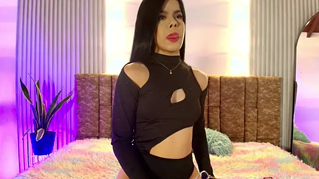 tiffany johnson11 online show from 12/17/25, 07:30