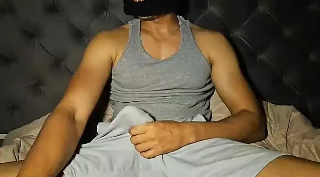 Snapshot of Theindianhung chatting on 02/04/25, 07:11 Theindianhung online show from 02/04/25, 07:11