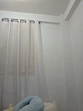 NeredaXxx online show from 11/22/25, 10:19