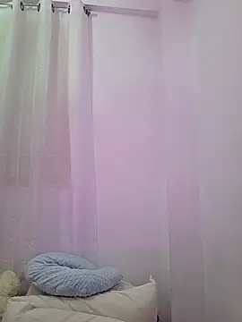 NeredaXxx online show from 12/03/25, 10:20