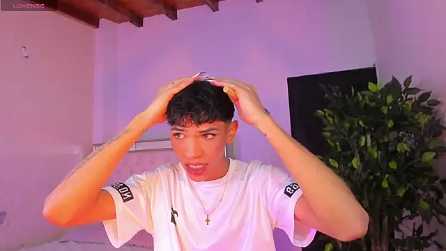 im sebaslopez online show from 02/12/26, 07:46