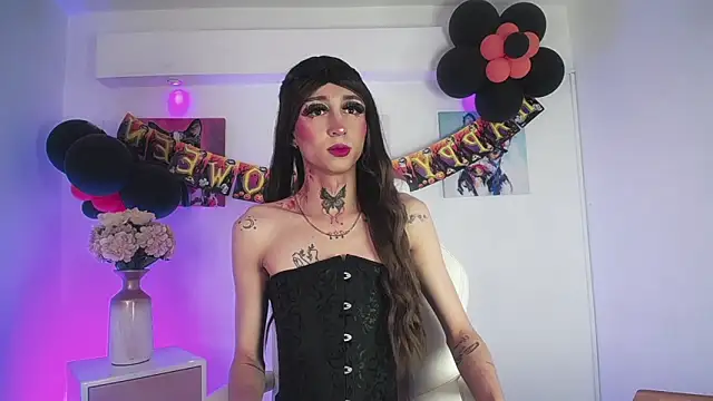 Aniie Doll online show from 10/12/25, 08:43