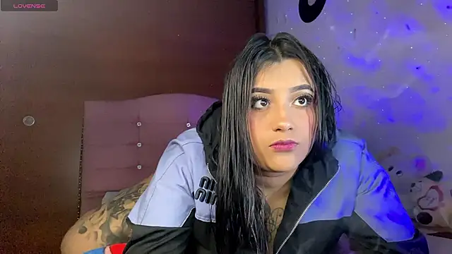 male couper online show from 02/06/26, 01:23