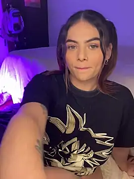 Snapshot of Valery_hilthon chatting on 02/21/25, 10:59 Valery hilthon online show from 02/21/25, 10:59