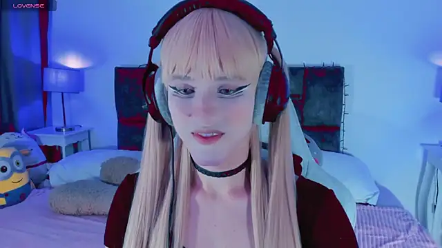 Kirmyy  online show from 09/30/25, 08:59